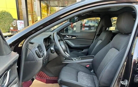 Mazda CX-4, 2022 год, 1 900 000 рублей, 8 фотография