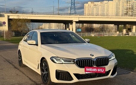 BMW 5 серия, 2021 год, 5 850 000 рублей, 2 фотография
