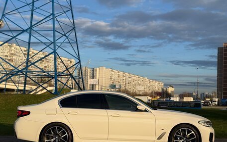BMW 5 серия, 2021 год, 5 850 000 рублей, 4 фотография