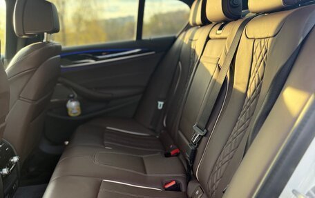 BMW 5 серия, 2021 год, 5 850 000 рублей, 18 фотография