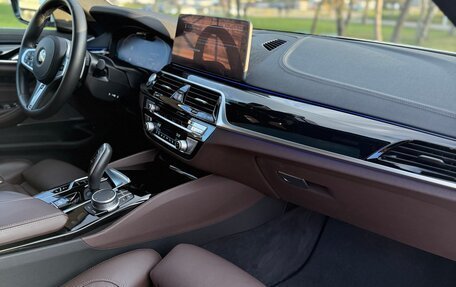 BMW 5 серия, 2021 год, 5 850 000 рублей, 23 фотография