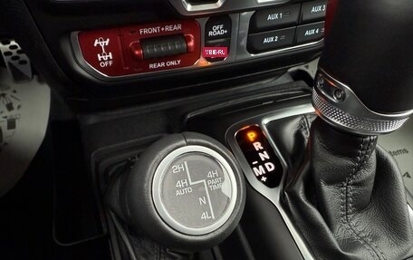 Jeep Wrangler, 2025 год, 7 800 000 рублей, 27 фотография
