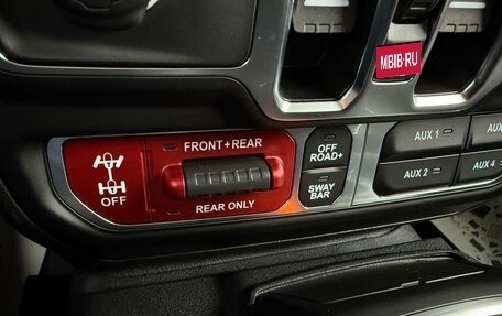 Jeep Wrangler, 2025 год, 7 800 000 рублей, 30 фотография