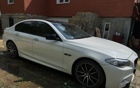 BMW 5 серия, 2012 год, 1 350 000 рублей, 3 фотография