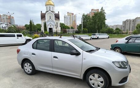 Renault Logan II, 2016 год, 550 000 рублей, 2 фотография