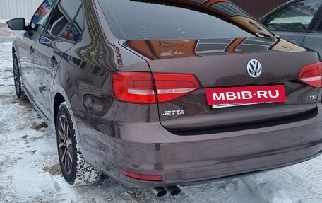 Volkswagen Jetta VI, 2015 год, 900 000 рублей, 6 фотография