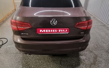 Volkswagen Jetta VI, 2015 год, 900 000 рублей, 2 фотография