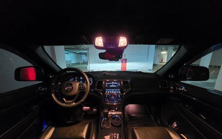 Jeep Grand Cherokee, 2017 год, 5 000 000 рублей, 4 фотография