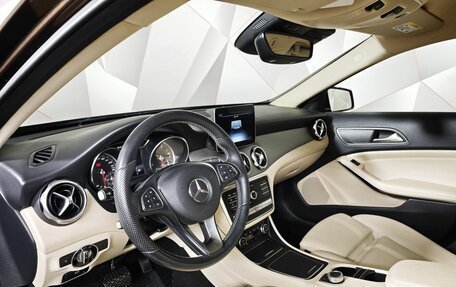 Mercedes-Benz GLA, 2018 год, 2 755 000 рублей, 19 фотография