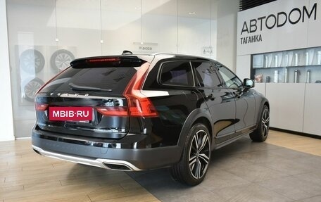 Volvo V90 Cross Country I рестайлинг, 2018 год, 2 890 000 рублей, 7 фотография
