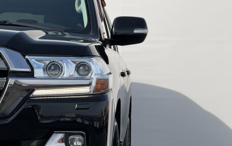Toyota Land Cruiser 200, 2015 год, 5 900 000 рублей, 3 фотография
