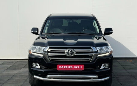 Toyota Land Cruiser 200, 2015 год, 5 900 000 рублей, 2 фотография