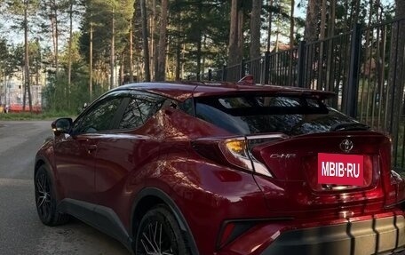 Toyota C-HR I рестайлинг, 2019 год, 2 000 000 рублей, 4 фотография