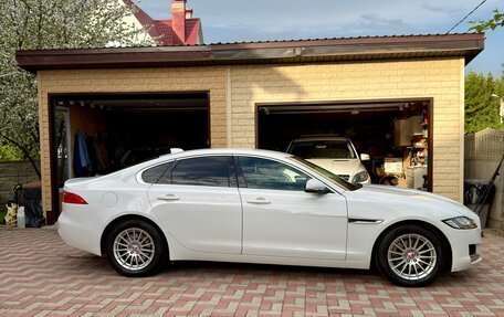Jaguar XF II, 2017 год, 2 390 000 рублей, 2 фотография