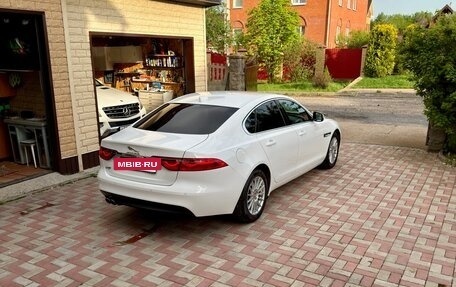 Jaguar XF II, 2017 год, 2 390 000 рублей, 3 фотография