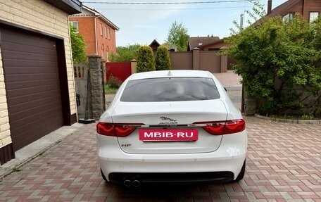 Jaguar XF II, 2017 год, 2 390 000 рублей, 4 фотография