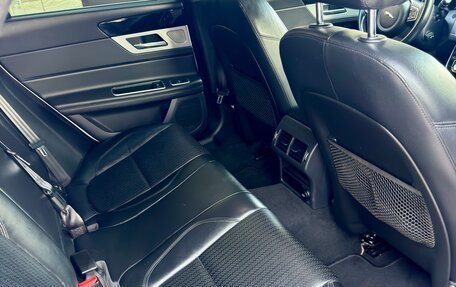 Jaguar XF II, 2017 год, 2 390 000 рублей, 7 фотография