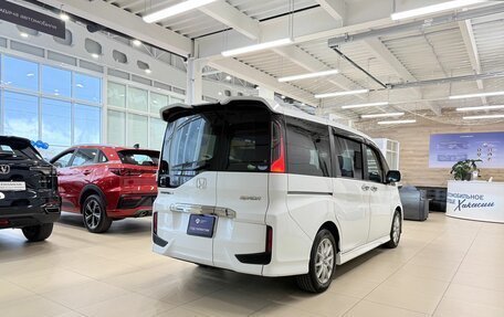 Honda Stepwgn IV, 2017 год, 2 299 900 рублей, 6 фотография