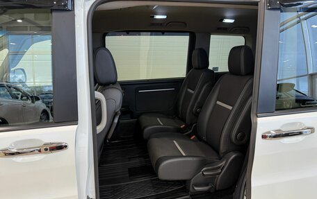 Honda Stepwgn IV, 2017 год, 2 299 900 рублей, 19 фотография
