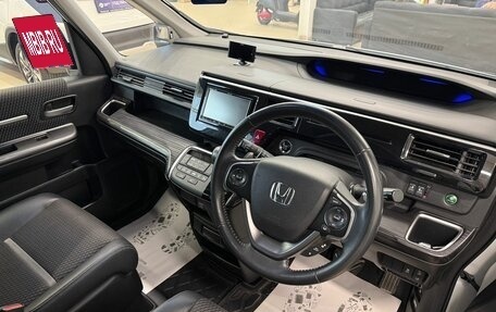 Honda Stepwgn IV, 2017 год, 2 299 900 рублей, 11 фотография