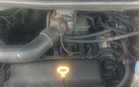 Volkswagen Caravelle T5, 2006 год, 1 150 000 рублей, 1 фотография