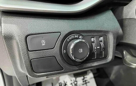 Chevrolet Orlando, 2022 год, 1 320 000 рублей, 18 фотография