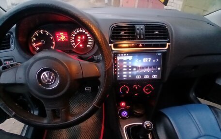 Volkswagen Polo VI (EU Market), 2012 год, 685 000 рублей, 9 фотография