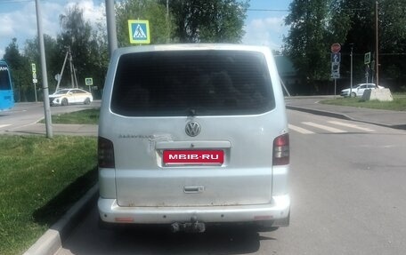 Volkswagen Caravelle T5, 2006 год, 1 150 000 рублей, 7 фотография