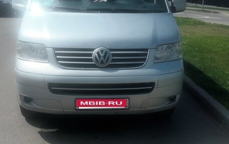 Volkswagen Caravelle T5, 2006 год, 1 150 000 рублей, 9 фотография