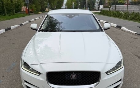 Jaguar XE I рестайлинг, 2015 год, 1 600 000 рублей, 3 фотография