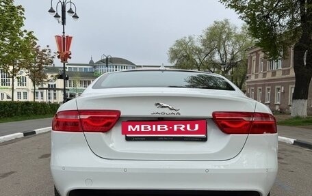 Jaguar XE I рестайлинг, 2015 год, 1 600 000 рублей, 6 фотография