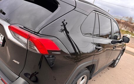 Toyota RAV4, 2018 год, 3 200 000 рублей, 5 фотография