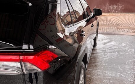 Toyota RAV4, 2018 год, 3 200 000 рублей, 10 фотография