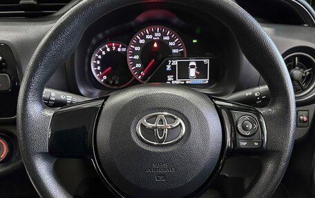 Toyota Vitz, 2017 год, 850 000 рублей, 24 фотография