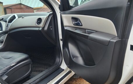 Chevrolet Cruze II, 2014 год, 750 000 рублей, 6 фотография