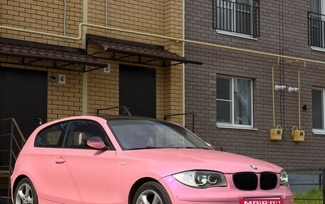 BMW 1 серия, 2010 год, 850 000 рублей, 4 фотография