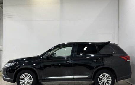 Mitsubishi Outlander III рестайлинг 3, 2019 год, 2 049 000 рублей, 3 фотография