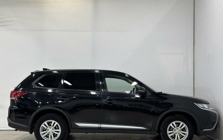Mitsubishi Outlander III рестайлинг 3, 2019 год, 2 049 000 рублей, 8 фотография