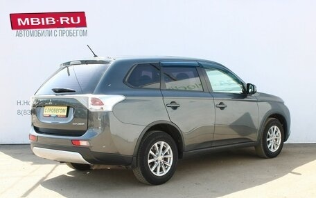 Mitsubishi Outlander III рестайлинг 3, 2014 год, 1 499 000 рублей, 5 фотография