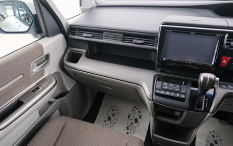 Honda Stepwgn IV, 2015 год, 1 749 000 рублей, 12 фотография