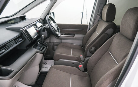 Honda Stepwgn IV, 2015 год, 1 749 000 рублей, 14 фотография