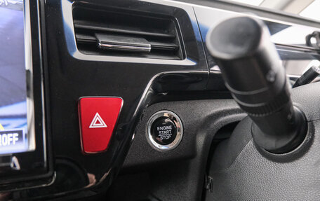 Honda Stepwgn IV, 2015 год, 1 749 000 рублей, 17 фотография