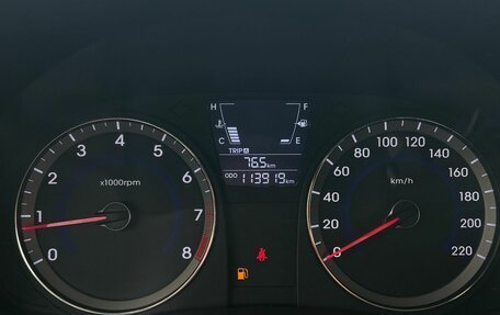 Hyundai Solaris II рестайлинг, 2011 год, 849 000 рублей, 13 фотография
