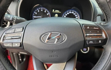 Hyundai Kona I, 2022 год, 1 530 000 рублей, 8 фотография