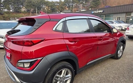 Hyundai Kona I, 2022 год, 1 530 000 рублей, 6 фотография
