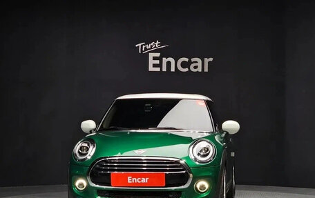 MINI Hatch, 2022 год, 1 880 000 рублей, 3 фотография