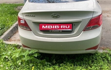 Hyundai Solaris II рестайлинг, 2015 год, 1 190 000 рублей, 3 фотография