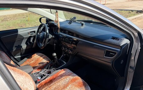 Toyota Corolla, 2013 год, 1 300 000 рублей, 7 фотография