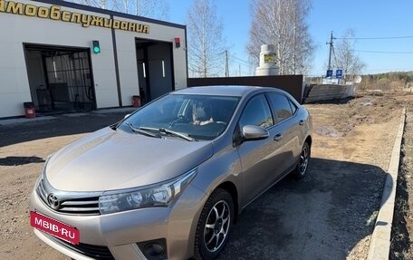 Toyota Corolla, 2013 год, 1 300 000 рублей, 3 фотография