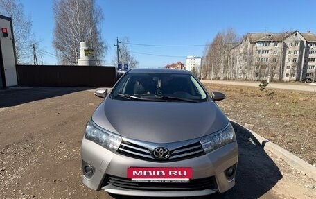 Toyota Corolla, 2013 год, 1 300 000 рублей, 2 фотография